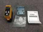 E3a2-ds70m4t Omron Photoelectric Switch