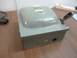 Square Fusible Safety Switch/disconnect 321 30A 240V 3PH Used. Fixed Price $20.00.