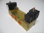 New Parker Skinner Valve Assembly Body 73477BN4UN00N0D200P3 Brass Bronze. Fixed Price $110.00.