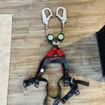 3M Protecta Harness Peakworks Leading Edge Twin-leg Self Retracting Lifeline. Fixed Price $250.00.