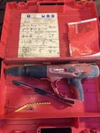 Hilti 305179 DX460-F8 Full Automatic Powder-actuated Fastening Nail Gun +case #2. Fixed Price $249.99.