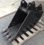 New 18" Holland LB90 Backhoe Bucket. Fixed Price $1030.00.