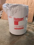 New Oem Genuine Fleetguard FS19532 Fuel/water Separator. Fixed Price $29.95.