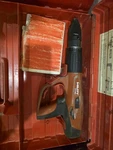 Hilti DX460 Powder Actuated Tool Kit W/ X-460-F8 & Case Used. Fixed Price $275.00.