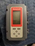 Honeywell T775M2030 Electronic Temp Controller. Fixed Price $300.00.