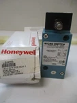 Honeywell, LSM2D Heavy Duty Limit Switch, 600 Vac Max Pilot. Fixed Price $298.00.