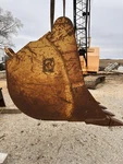 36 Excavator Bucket With Wain-roy Style Coupler Very Little Use For Pin. Fixed Price $1500.00.
