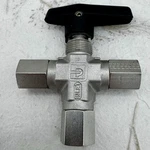 4F-B6XJ2-SSP 1PC Parker Ball Valve 316SS 1/4 Way Estate New No Box. Fixed Price $109.12.