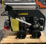 Landa 3500 Psi 3.5 Gpm MHC4-35324E Pressure Washer -# 1.110-081.0 (b). Fixed Price $5450.00.