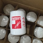 12 Pack - Fleetguard Oil Filter LF3342 Cummins Caterpillar Steiger New Holland. Fixed Price $68.00.