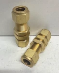 Lot Of New No Box! Swagelok 1/2" Tube Od Brass Bulkhead Unions B-810-61. Fixed Price $29.95.